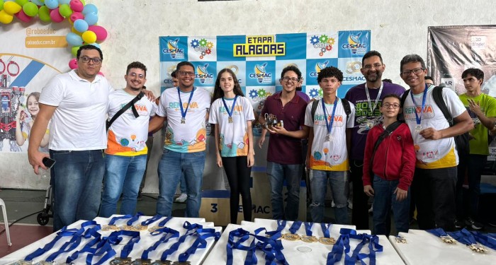 Alunos da rede municipal são premiados na etapa regional da Olimpíada Brasileira de Robótica